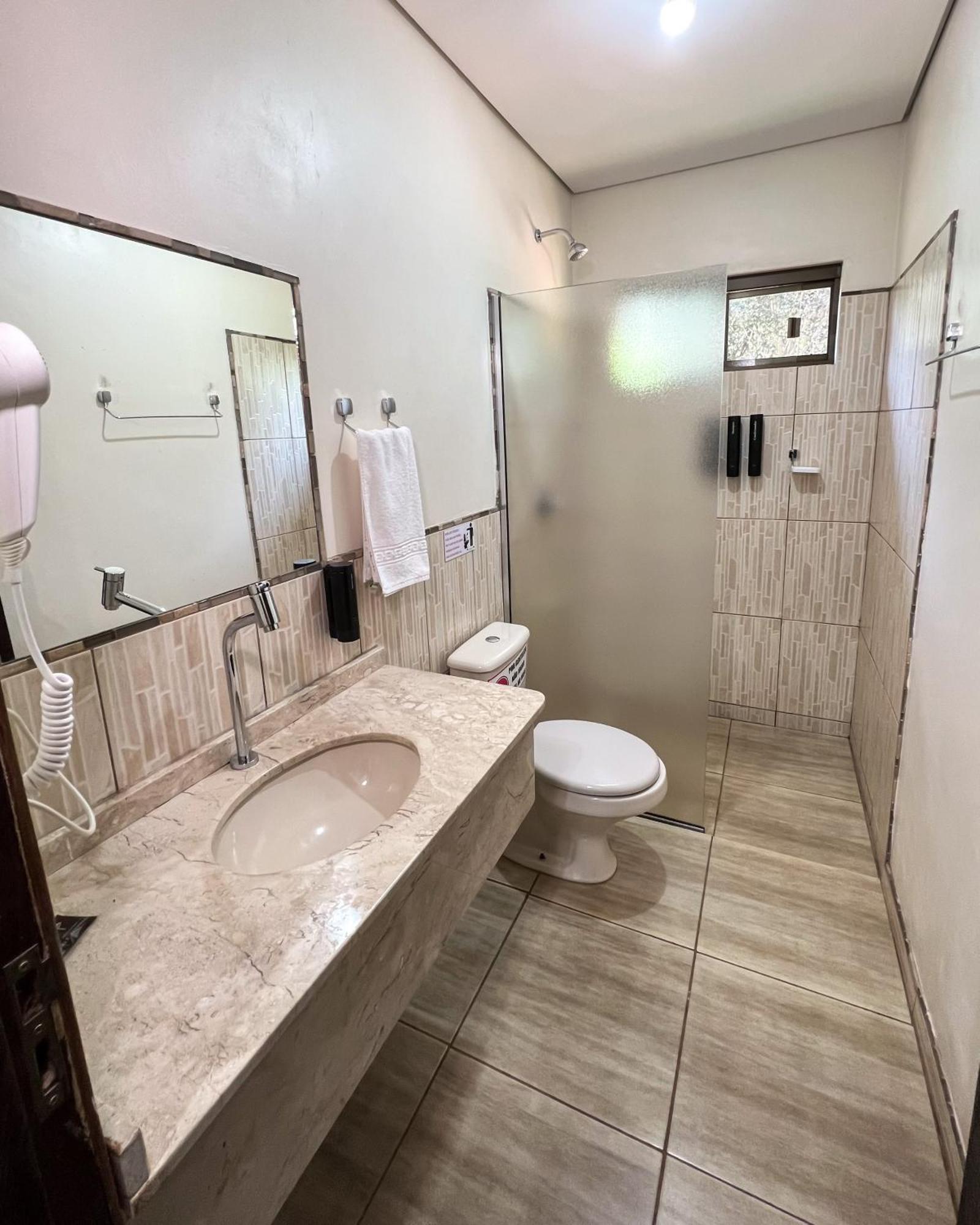 Hotel Fazenda Vale Alvorada Каскавел Екстериор снимка