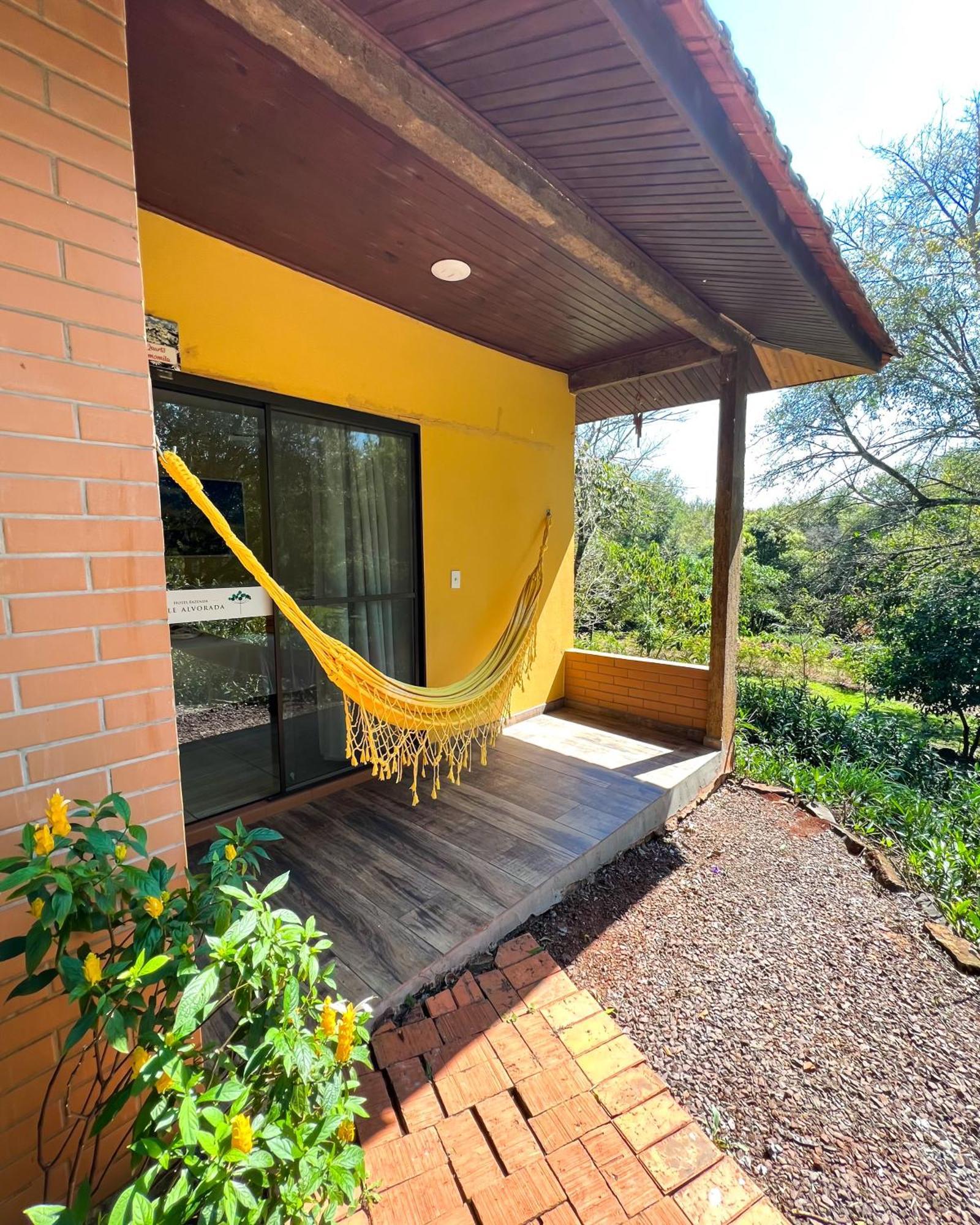 Hotel Fazenda Vale Alvorada Каскавел Екстериор снимка